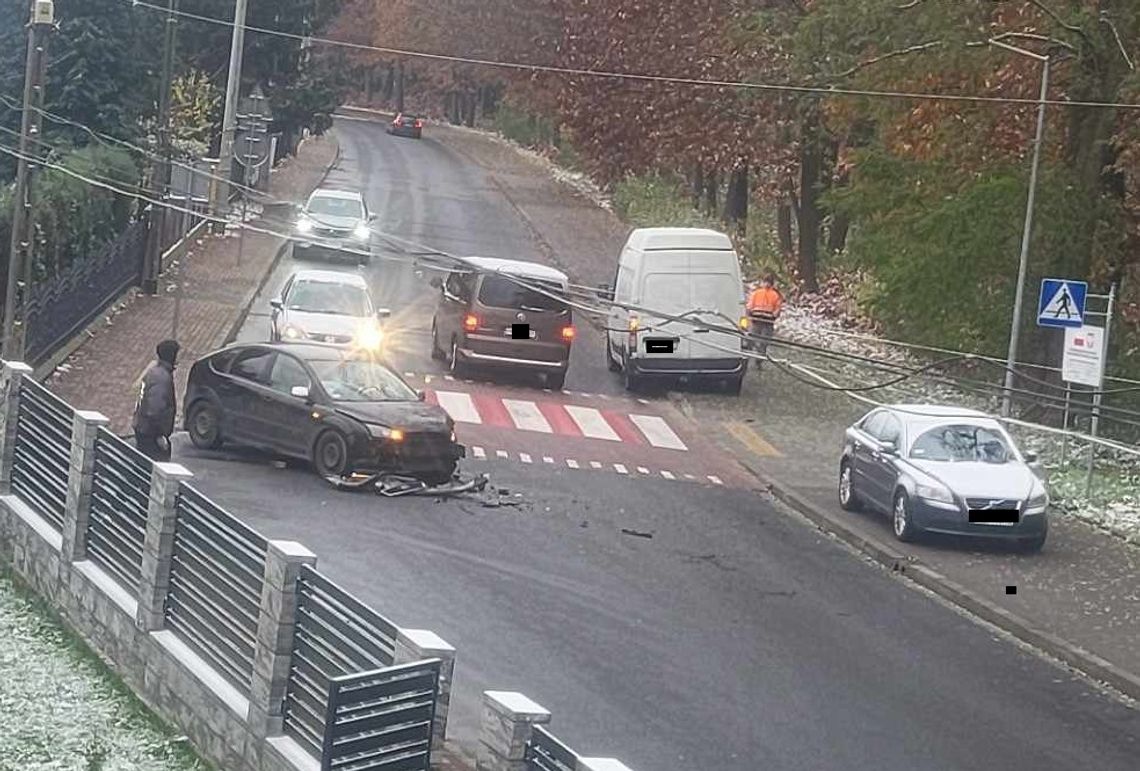 Kierujący oplem ukarany mandatem za spowodowanie kolizji na Kazimierza Wielkiego w Mielcu