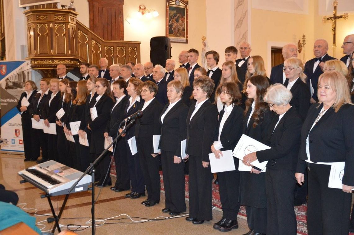 Koncert "Pielgrzymi Nadziei" w Wadowicach Górnych. Koncert "Pielgrzymi Nadziei" w Wadowicach Górnych.