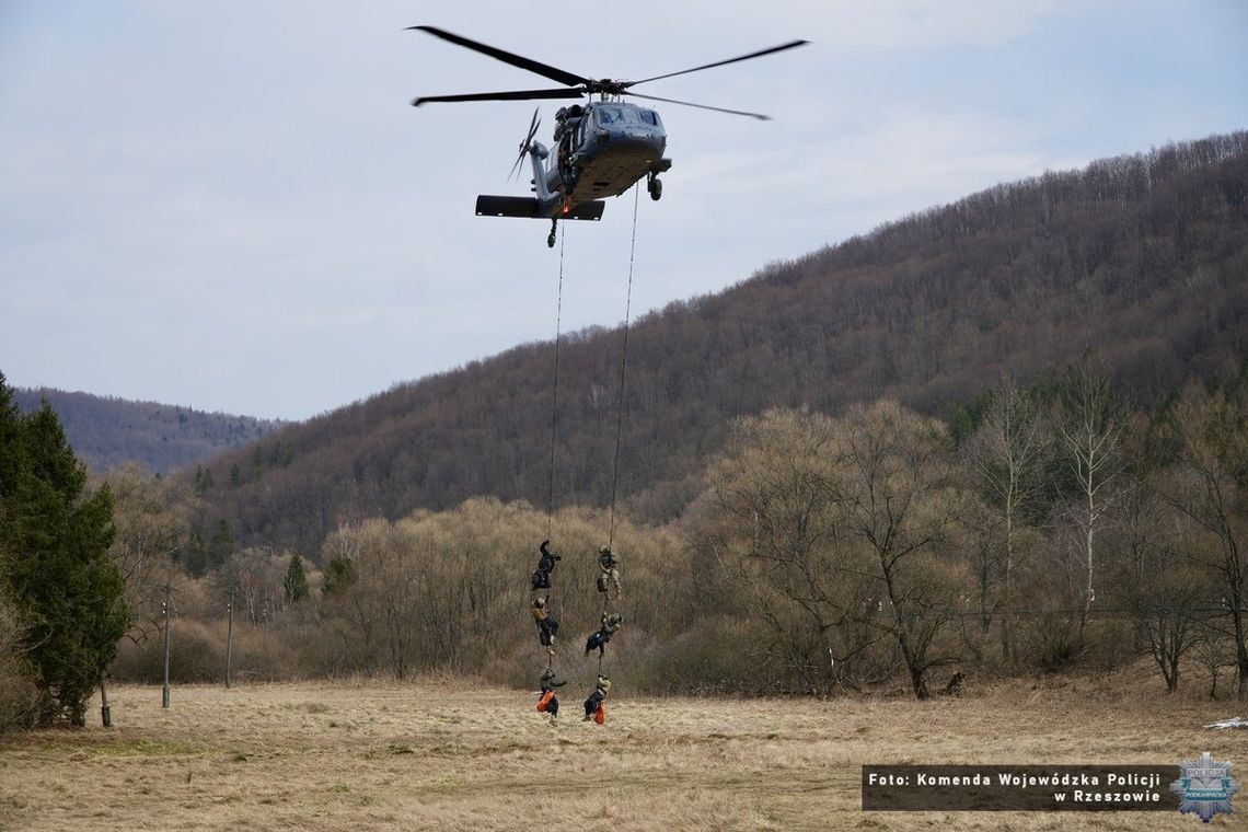 Kontrterroryści w akcji w Bieszczadach