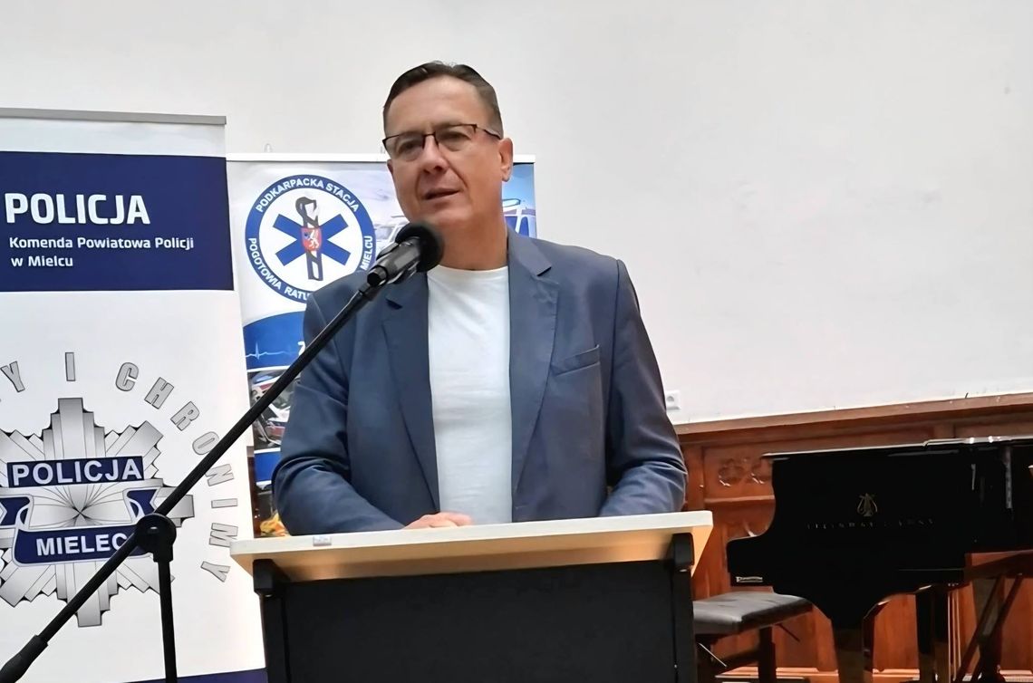 "Medyk wobec przemocy". Rozmowy o bezpieczeństwie ratowników medycznych