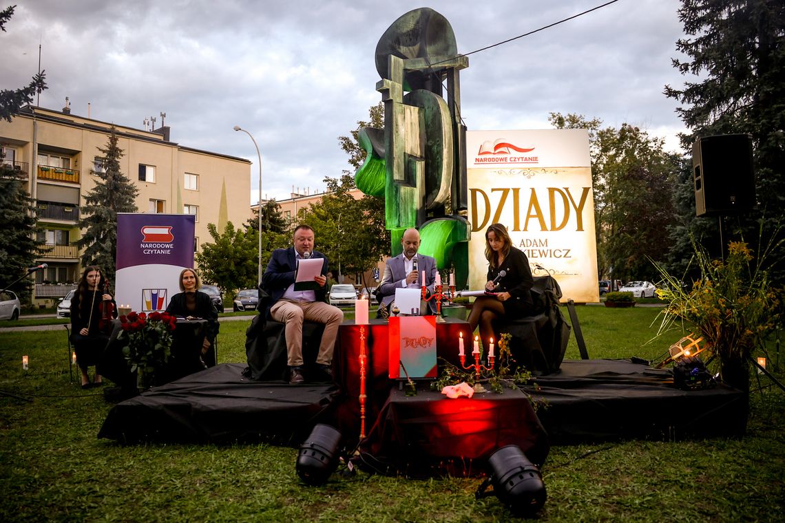 Mielczanie wzięli udział w kolejnej edycji Narodowego Czytania