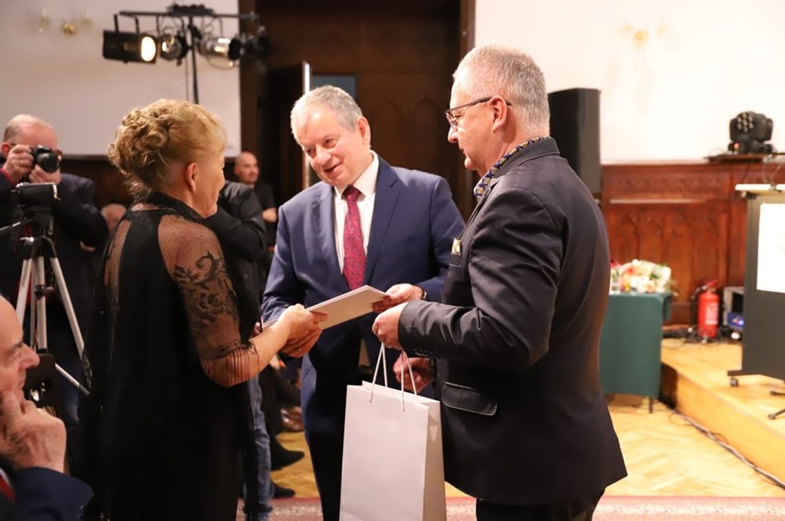 Mielec. Znamy laureatów Pieczęci Zasług Obywatelskich