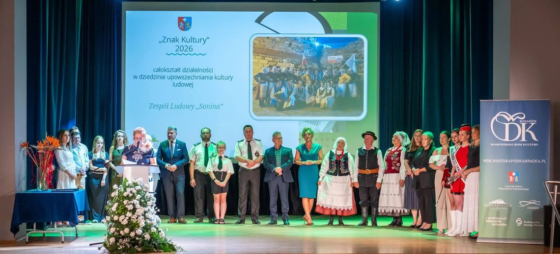 Nagroda Marszałka Województwa Podkarpackiego „Znak Kultury” odebrana Nagroda Marszałka Województwa Podkarpackiego „Znak Kultury” odebrana