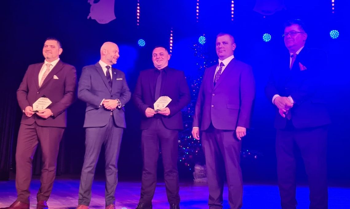 Nagrodzeni przez Prezydenta i Starostę Powiatu Mieleckiego Nagrodzeni przez Prezydenta i Starostę Powiatu Mieleckiego