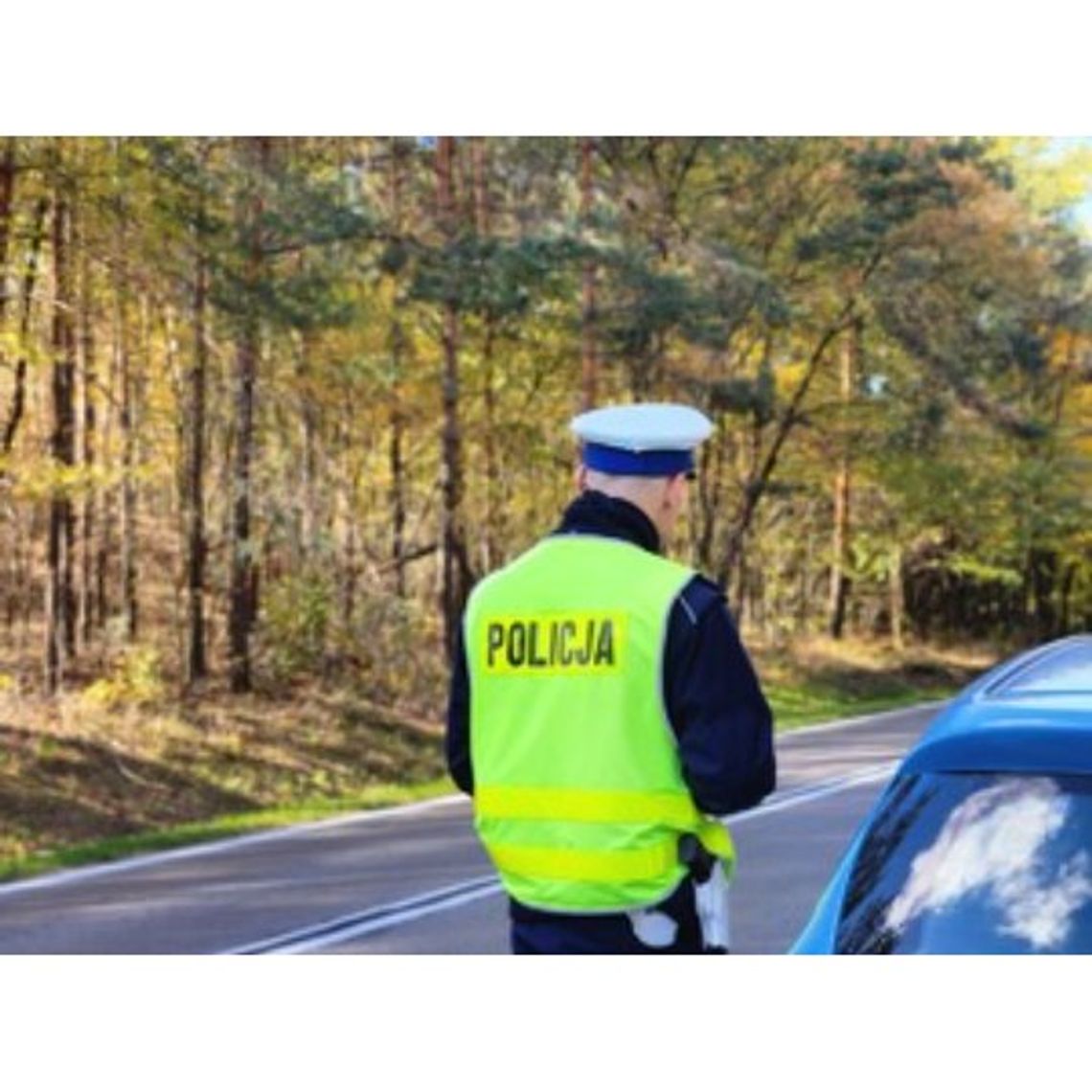 Niekorzystne warunki na drogach. Policja apeluje o ostrożność
