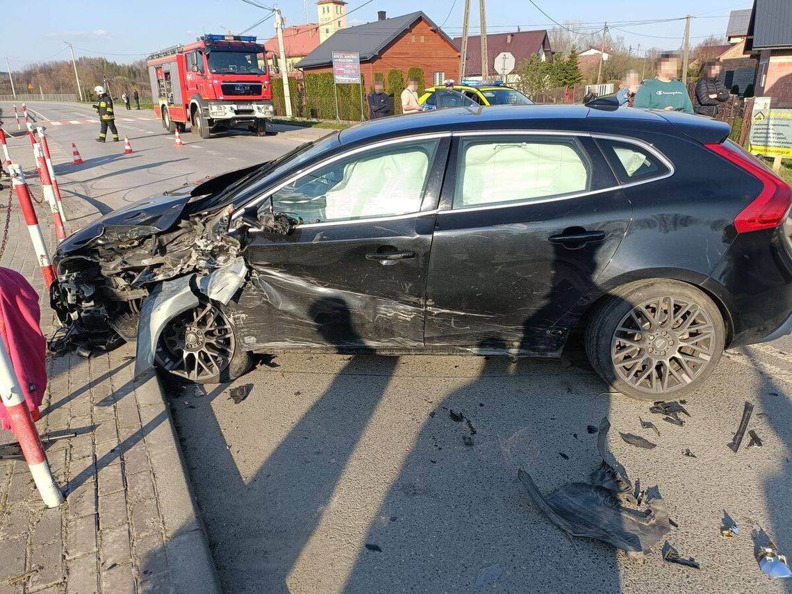Drift kierowcy BMW zakończony kolizją drogową. Sprawą zajmie się sąd