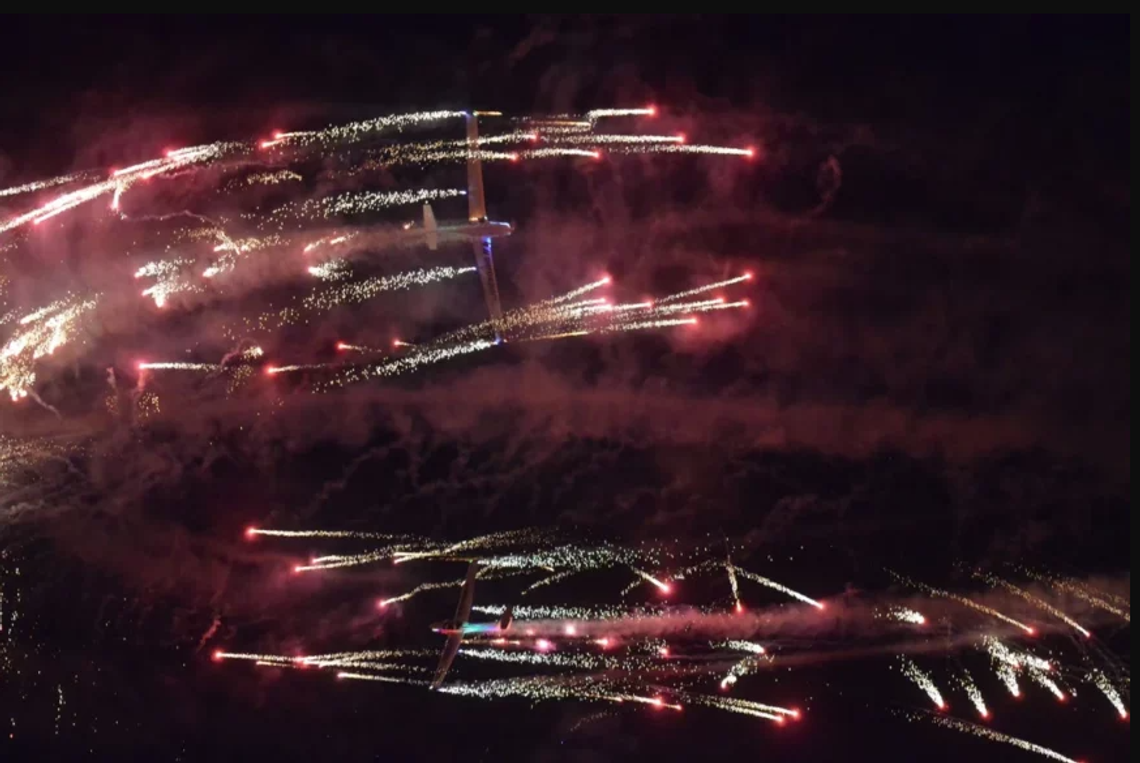 Nocne pokazy podczas Air Show Mielec 2025