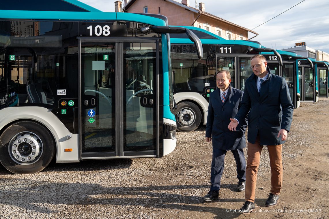 Nowe autobusy będą jeździć po Podkarpaciu Nowe autobusy będą jeździć po Podkarpaciu