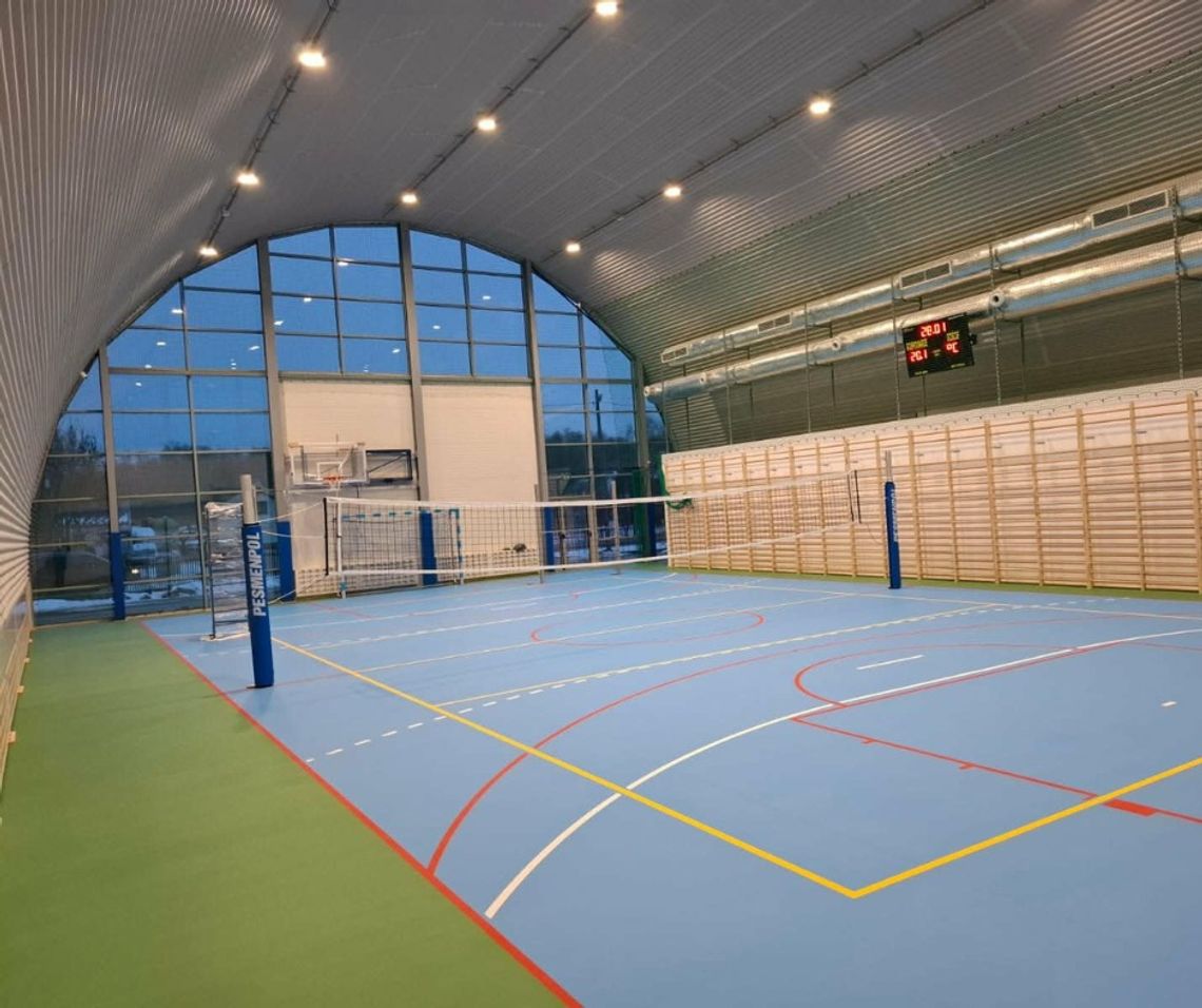 Nowoczesna hala sportowa w Partyni już gotowa