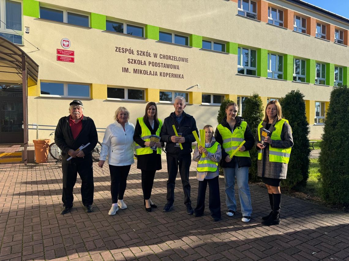 „Odblaskowa szkoła” w Chorzelowie – razem dla bezpieczeństwa. „Odblaskowa szkoła” w Chorzelowie – razem dla bezpieczeństwa.