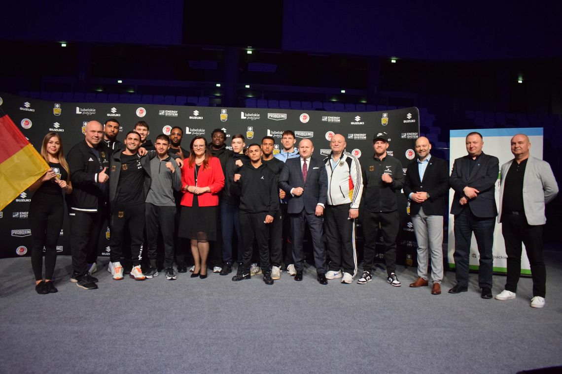 Oficjalne ważenie przed Suzuki Boxing Night 34 w Mielcu