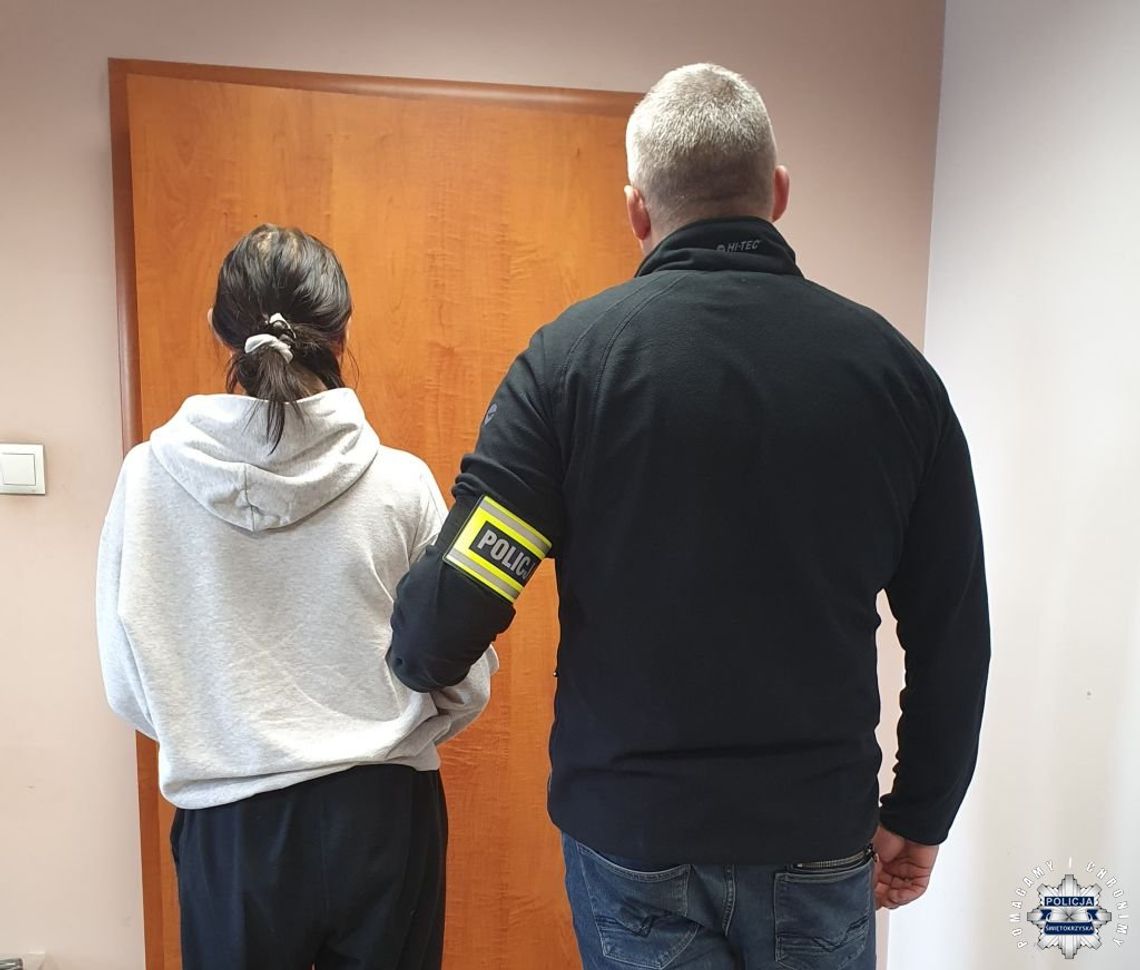 Okradały drogerie na terenie Mielca i Staszowa. Kobiety w rękach policji Okradały drogerie na terenie Mielca i Staszowa. Kobiety w rękach policji