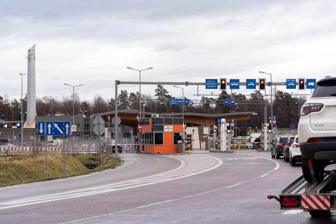 Oszustwo „na dyplomatkę”. Obywatelka Ukrainy chciała oszukać system na granicy Oszustwo „na dyplomatkę”. Obywatelka Ukrainy chciała oszukać system na granicy