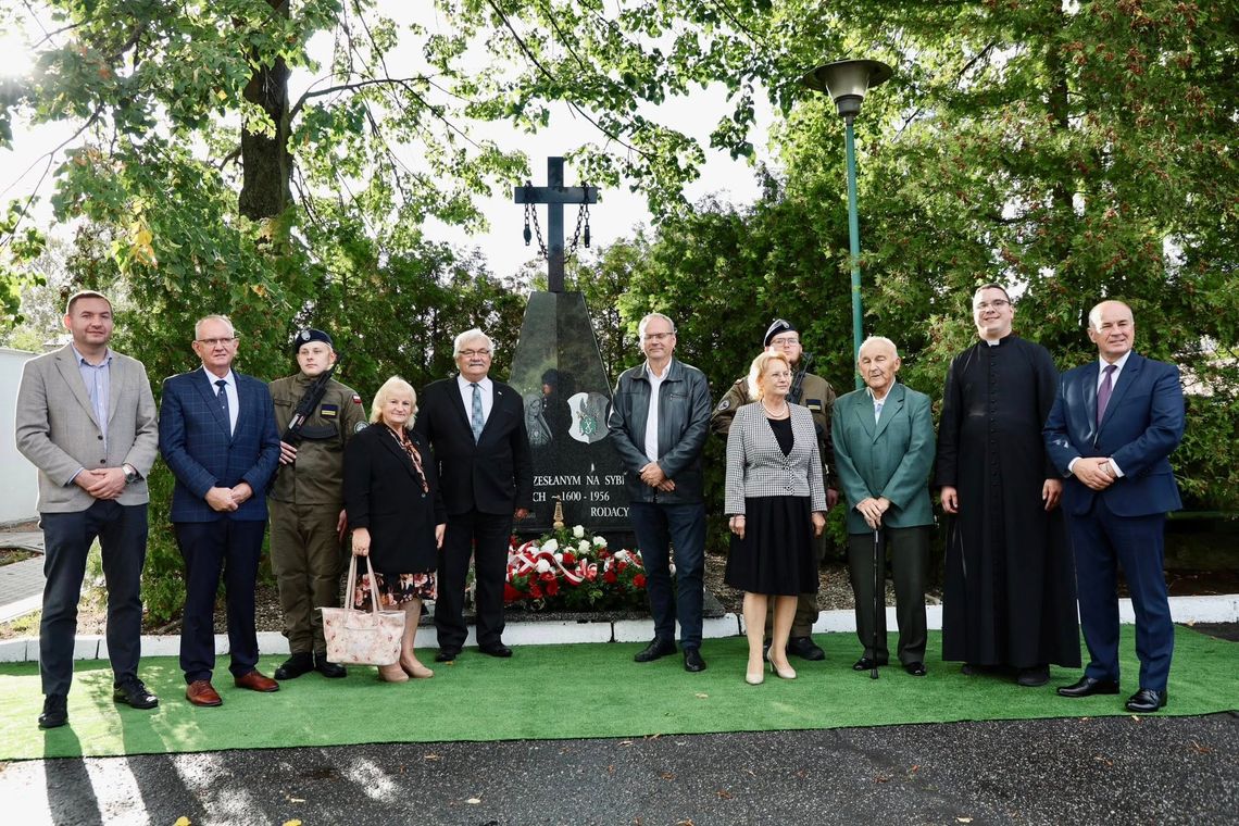 Pamięć tym, którzy zginęli. Światowy Dzień Sybiraka w Mielcu