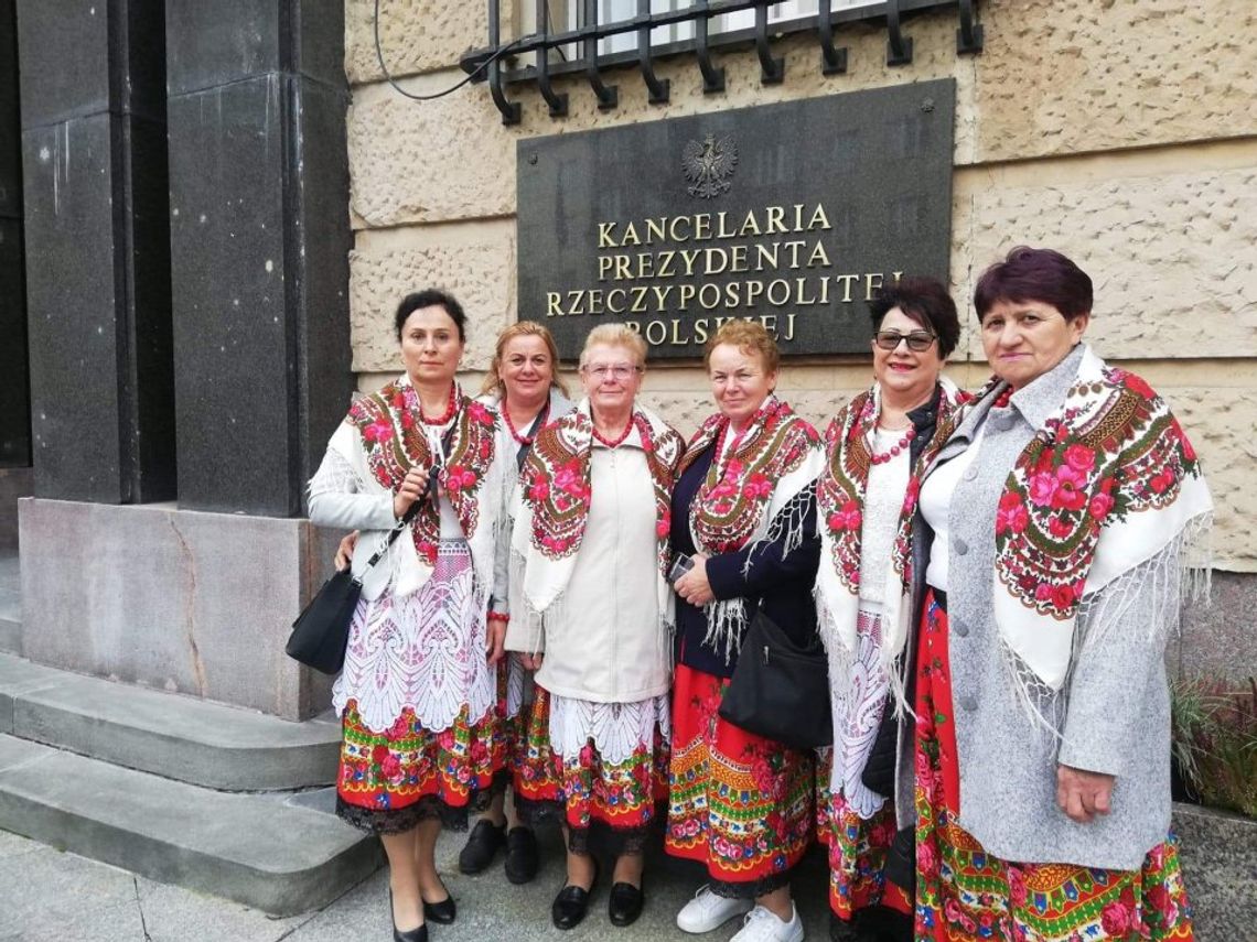 Panie z Kół Gospodyń Wiejskich z gminy Padew Narodowa w Sejmie RP