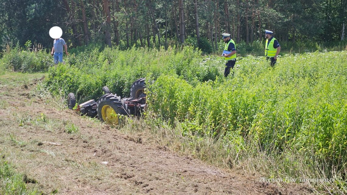 Pień. Tragiczny finał prac polowych. Nie żyje traktorzysta