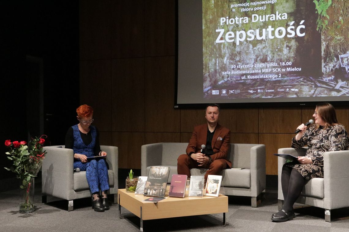 Piotr Durlak zaprezentował tomik poezji "Zepsutość"