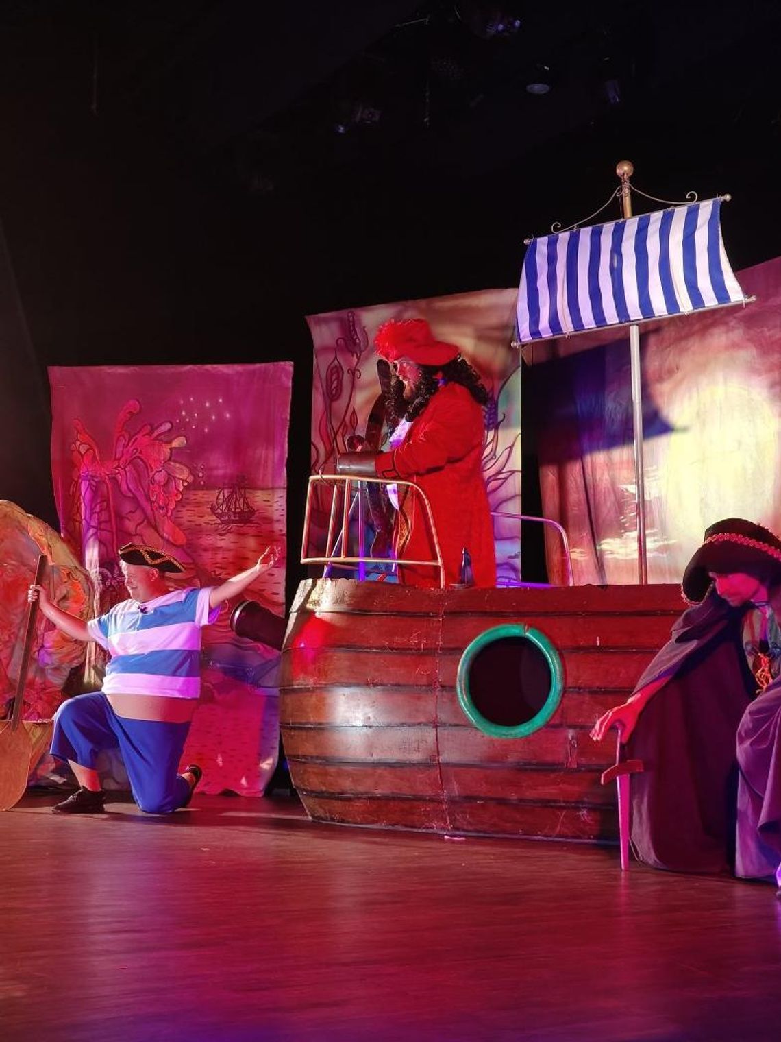 „Piotruś Pan i Hobbit” na scenie Domu Kultury w Przecławiu.