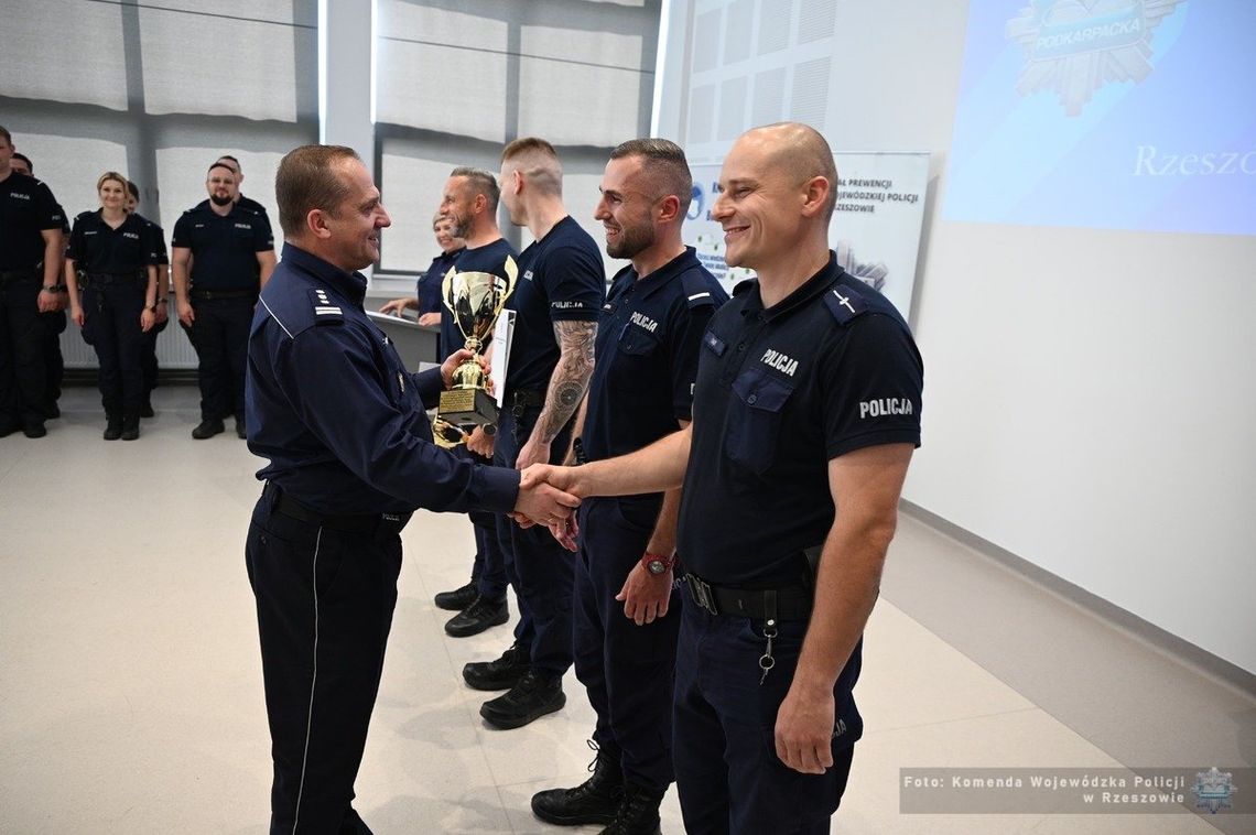 Policjanci z Mielca najlepszą parą patrolową na Podkarpaciu