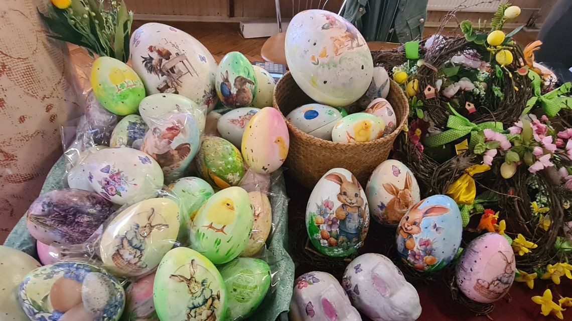 Powiatowy Jarmark Wielkanocny w Borowej.