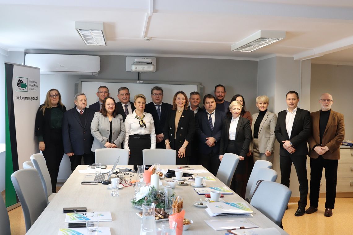 Powołanie Powiatowej Rady Rynku Pracy w Mielcu
