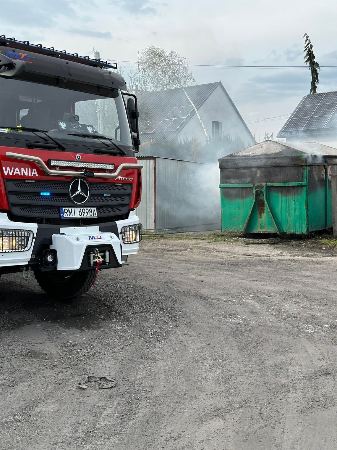 Pożar kontenera na odpady komunalne w miejscowości Chorzelów