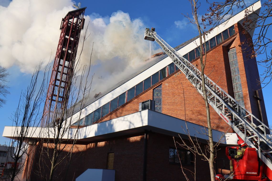 Pożar kościoła w Lublinie. "Straty są ogromne"