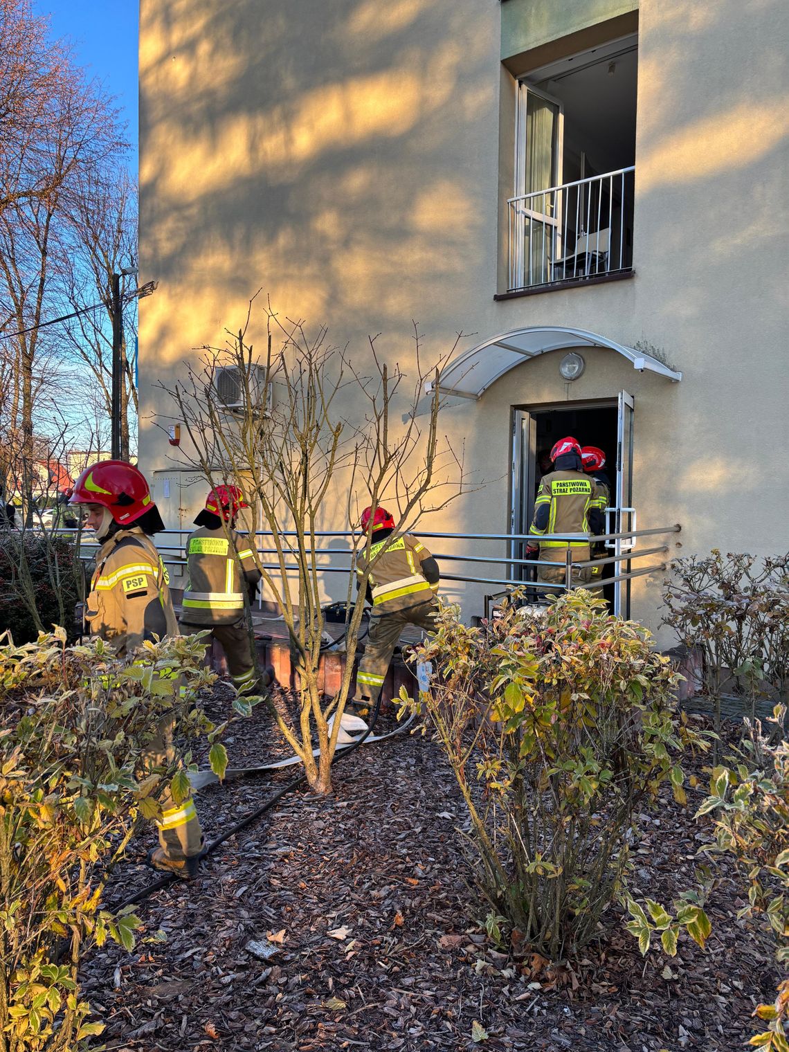 Pożar w Urzędzie Pracy w Dąbrowie Tarnowskiej. Ewakuowano pracowników i klientów Pożar w Urzędzie Pracy w Dąbrowie Tarnowskiej. Ewakuowano pracowników i klientów