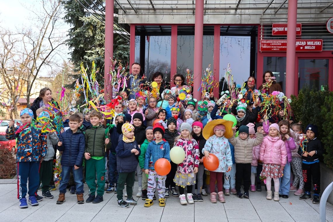 Przedszkolaki w Mielcu już przywitały wiosnę