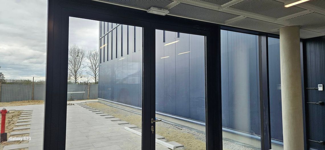 Przetarg rozstrzygnięty, umowa podpisana. Ruszyły prace przy Ośrodku Sportu w Borowej