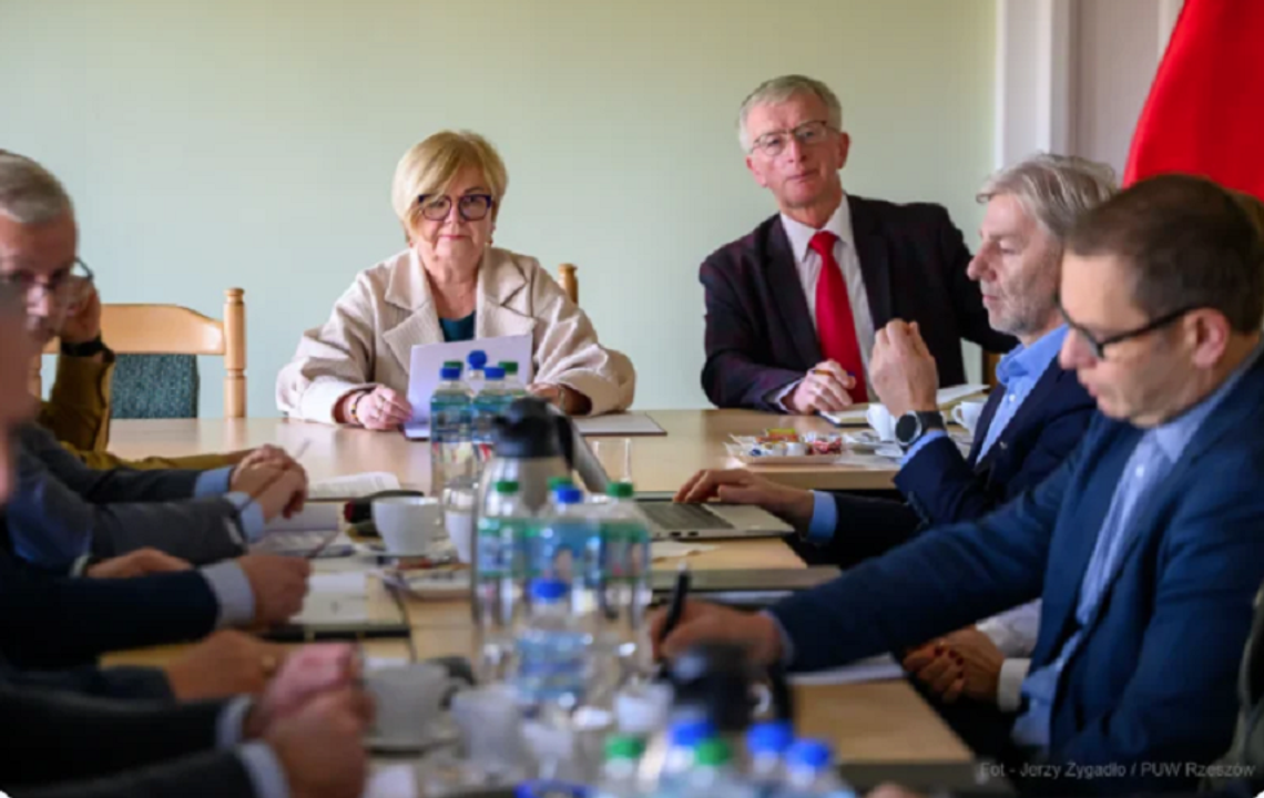 Przygotowania służb do sezonu zimowego Przygotowania służb do sezonu zimowego