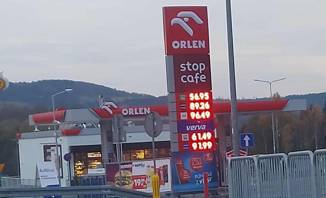 Rząd reaguje na drożejące paliwa. Premier zapowiada obniżki podatków i możliwe limity cen Rząd reaguje na drożejące paliwa. Premier zapowiada obniżki podatków i możliwe limity cen