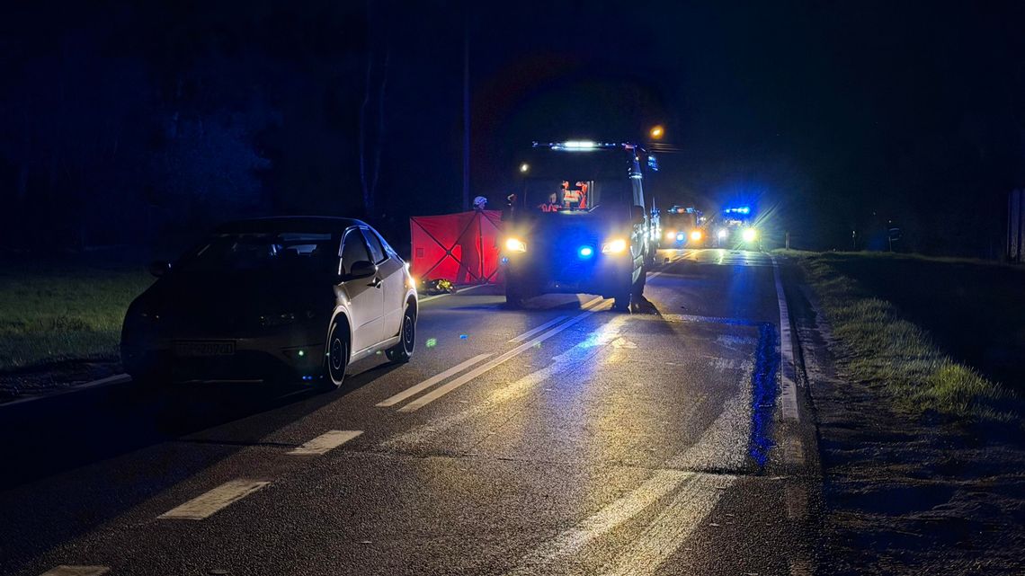 Śmiertelne potrącenie pieszego na DK73. Droga była zablokowana przez kilka godzin Śmiertelne potrącenie pieszego na DK73. Droga była zablokowana przez kilka godzin