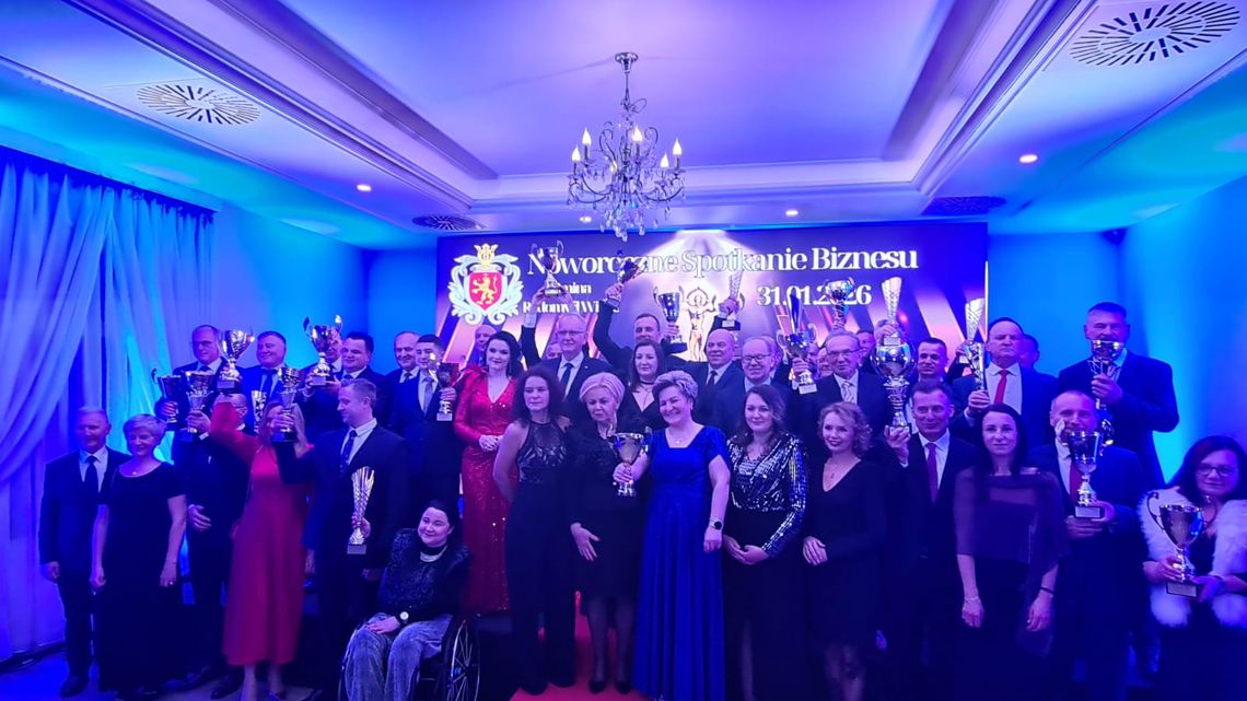 Spotkanie Noworoczne połączone z Galą Wyróżnień dla firm w Gminie Radomyśl Wielki Spotkanie Noworoczne połączone z Galą Wyróżnień dla firm w Gminie Radomyśl Wielki