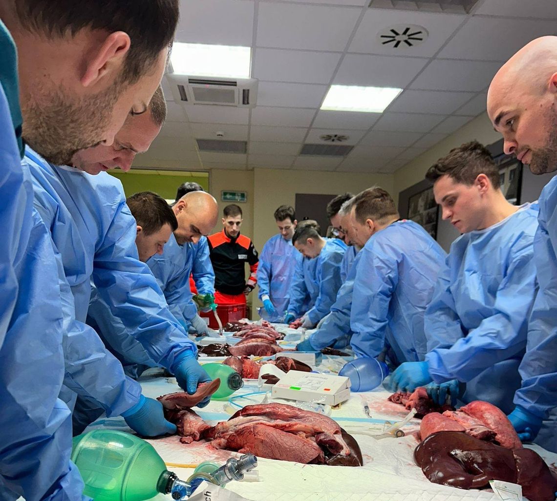 Szkolenia z zakresu drożności dróg oddechowych w Podkarpackiej Stacji Pogotowia Ratunkowego w Mielcu