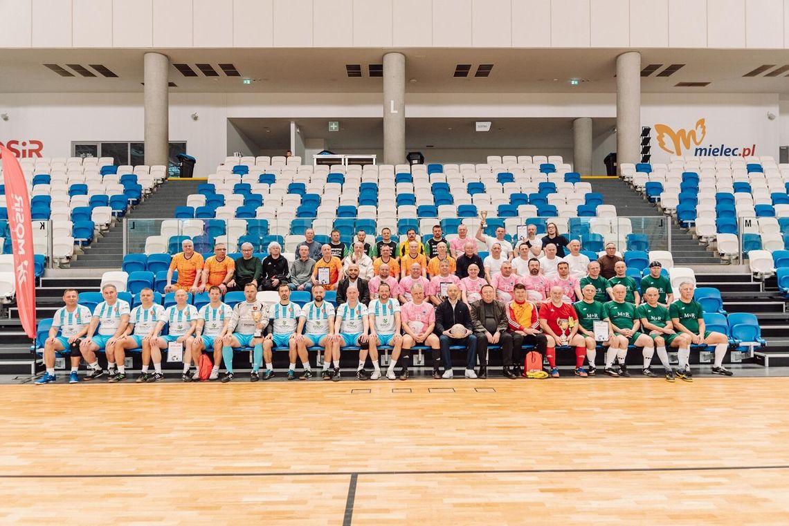 Turniej Halowej Piłki Nożnej Oldboys 45+ o Puchar Prezydenta Miasta Mielca