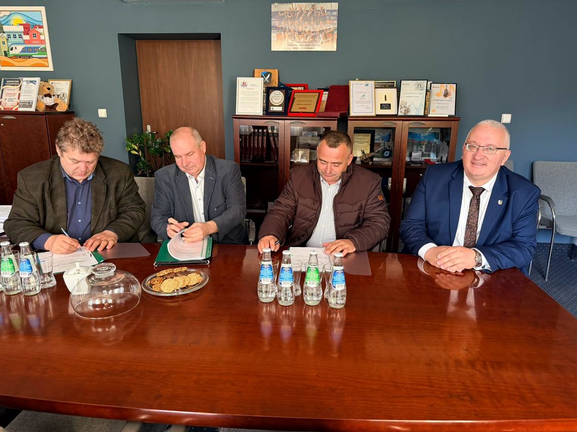 Umowa na przebudowę dróg w Czerminie podpisana