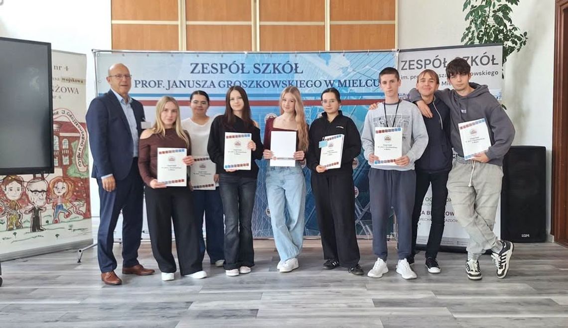 W Elektryku rozdano stypendia dla najlepszych