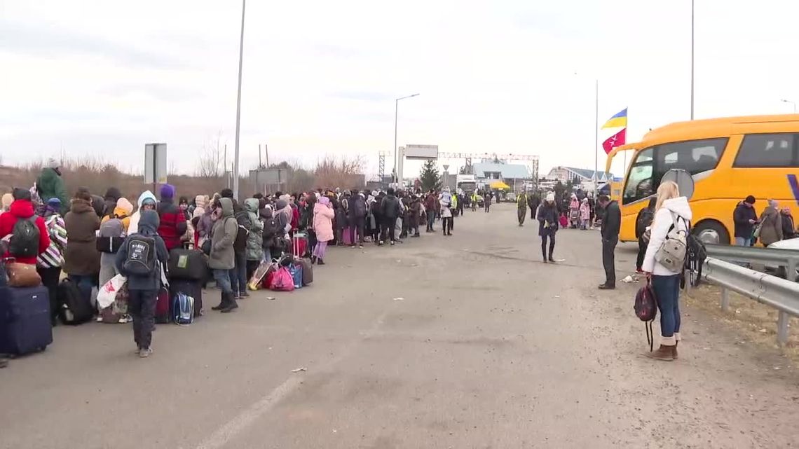 "Wrócę na Ukrainę, a te suki, te swołocze niech zdechną". Emocje uchodźczyń na granicy z Polską