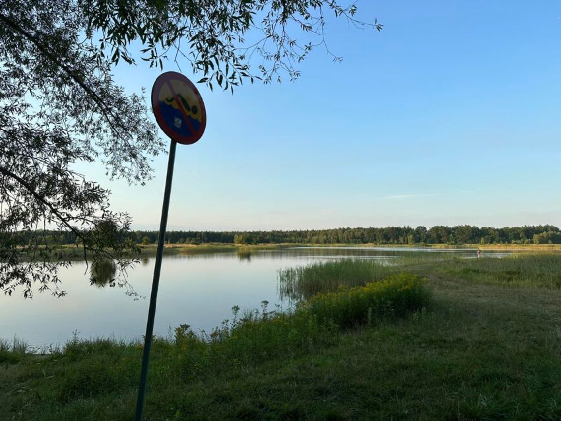 Zakaz kąpieli na Stawach Cyganowskich (Nowaka)