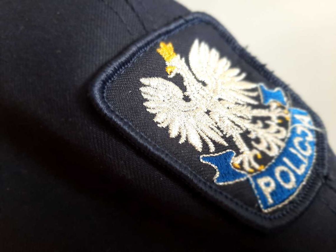 Złotniki. Dzięki reakcji świadka, policjanci zatrzymali sprawców usiłowania włamania