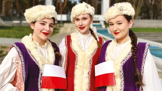 Majówka z ZPiT Rzeszowiacy. Plenerowy koncert na Górce Cyranowskiej