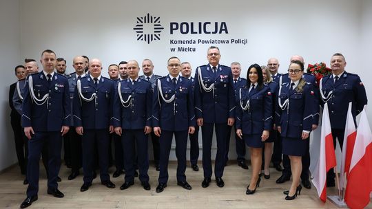 Uroczyste wprowadzenie I Z-cy Komendanta Powiatowego Policji w Mielcu [ZDJĘCIA]