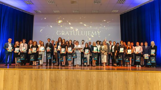 Gala XXV edycji konkursu „𝗞𝗼𝗺𝗽𝘂𝘁𝗲𝗿 𝗱𝗹𝗮 𝗡𝗮𝗷𝗹𝗲𝗽𝘀𝘇𝗲𝗴𝗼” [zdjęcia]