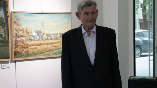 Wystawa malarstwa i korzenioplastyki Mariana Pietruszki [zdjęcia]