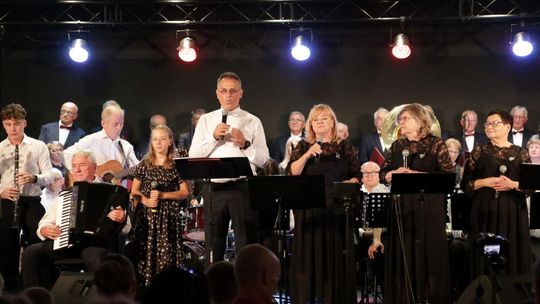 Piknik Militarny i koncert Warszawskie dzieci [zdjęcia]