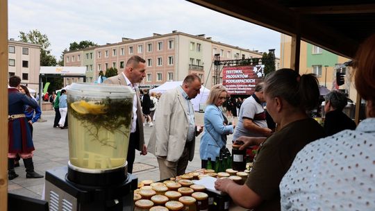 Festiwal Produktów Podkarpackich w Mielcu. Festiwal Produktów Podkarpackich w Mielcu.