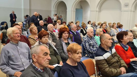 Spotkanie Uniwersytetu Trzeciego Wieku. Cyberprzestępczość
