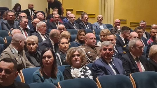 Nagrodzeni przez Prezydenta i Starostę Powiatu Mieleckiego Nagrodzeni przez Prezydenta i Starostę Powiatu Mieleckiego