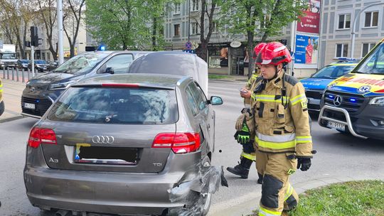 Wypadek w Mielcu na skrzyżowaniu z ulicą Wyspiańskiego [zdjęcia]